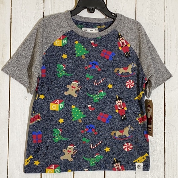 Free Planet Christmas T-Shirt - Picture 3 of 8